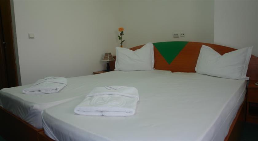 Hotel Sir Colentina Bucharest Luaran gambar