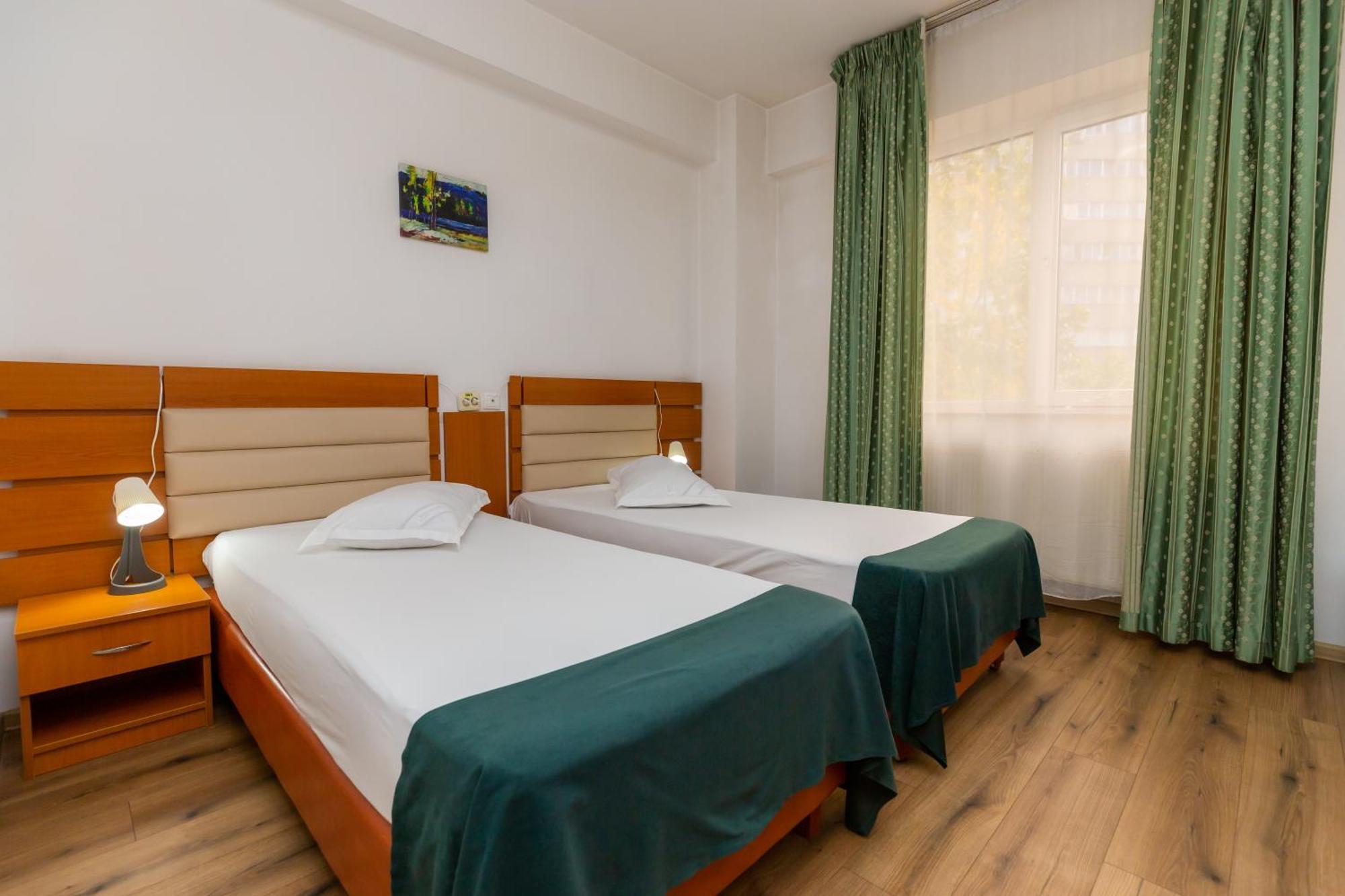 Hotel Sir Colentina Bucharest Luaran gambar