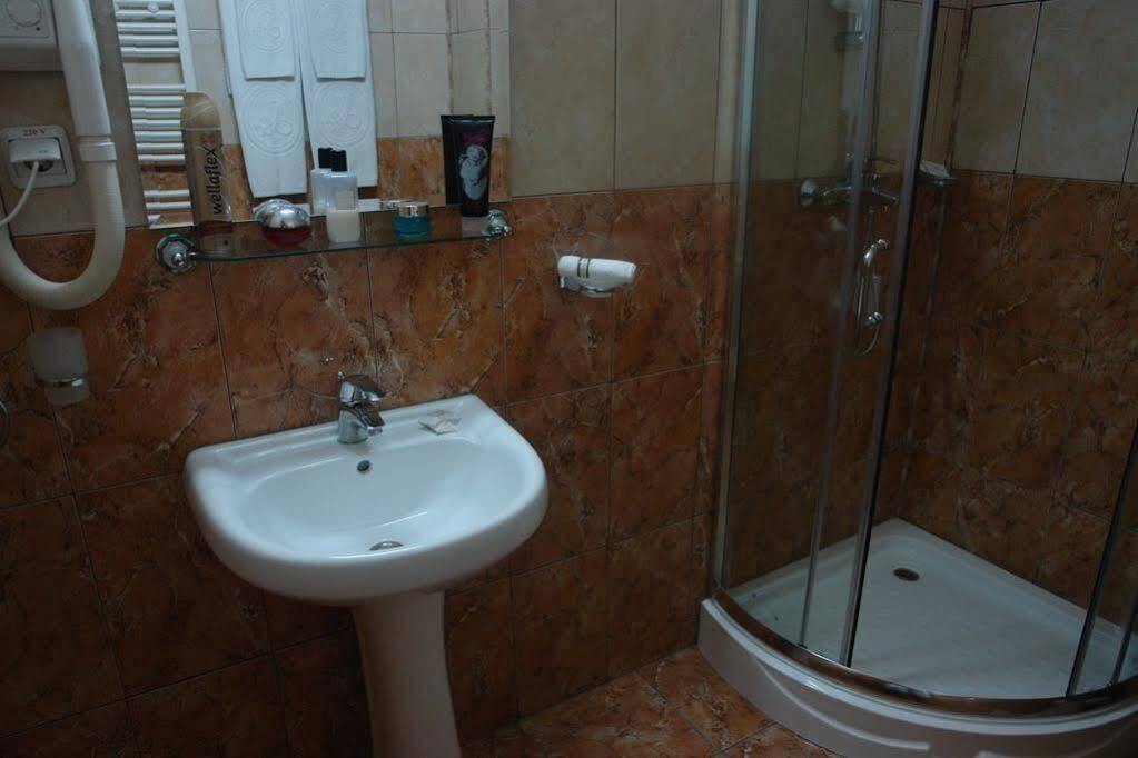 Hotel Sir Colentina Bucharest Luaran gambar